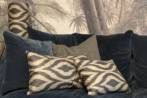 coussin et lampe