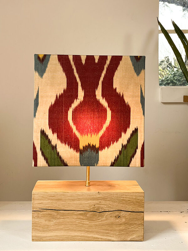 Lampe à poser "Flower", abat-jour en Ikat